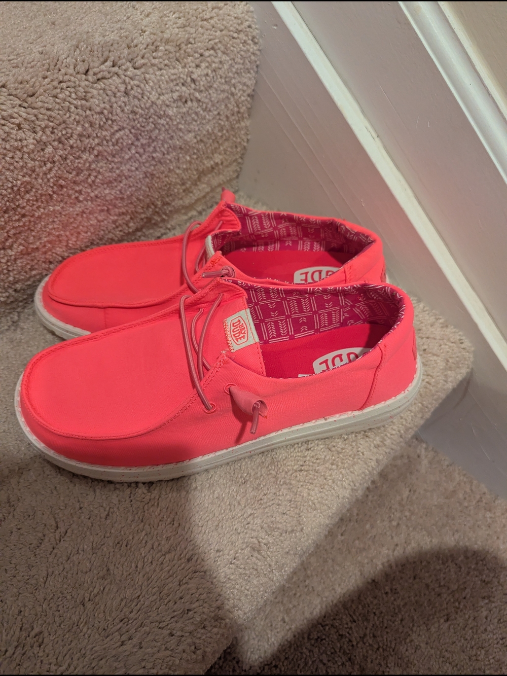 Hey Dude Women's Wendy Pink Size 10